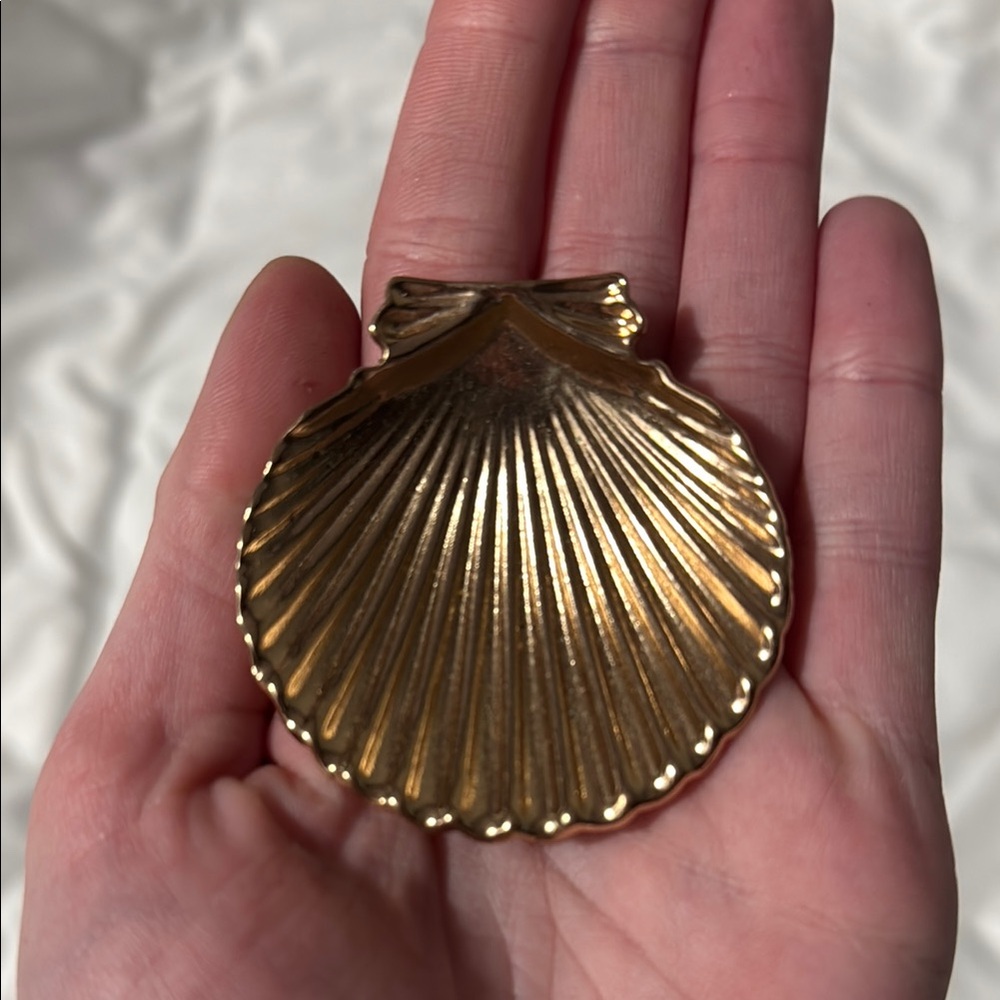 Tiny Gold Shell Trinket Dish